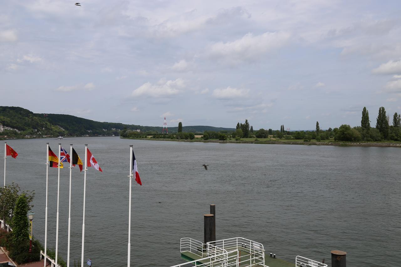 Le Saint Pierre Hotel Rouen Buitenkant foto